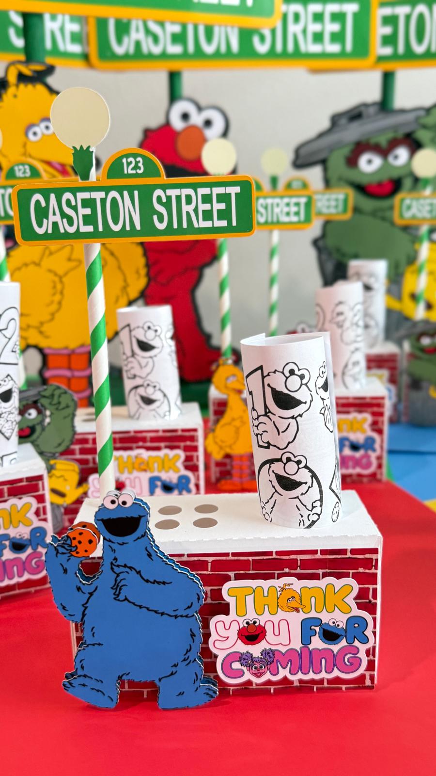 Elmo Sesame Street centerpieces set