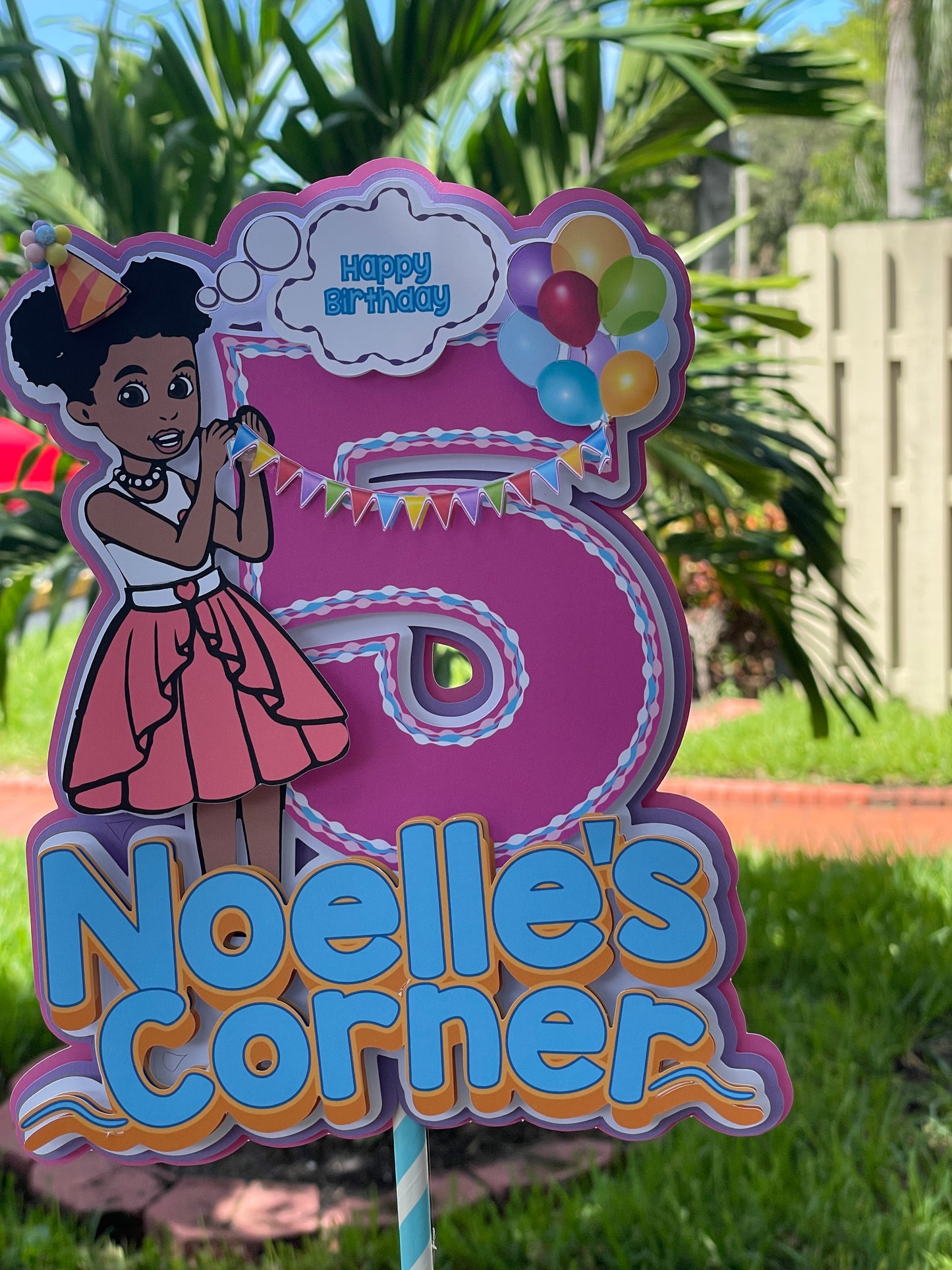 GRACIE“S CORNER CAKE TOPPER