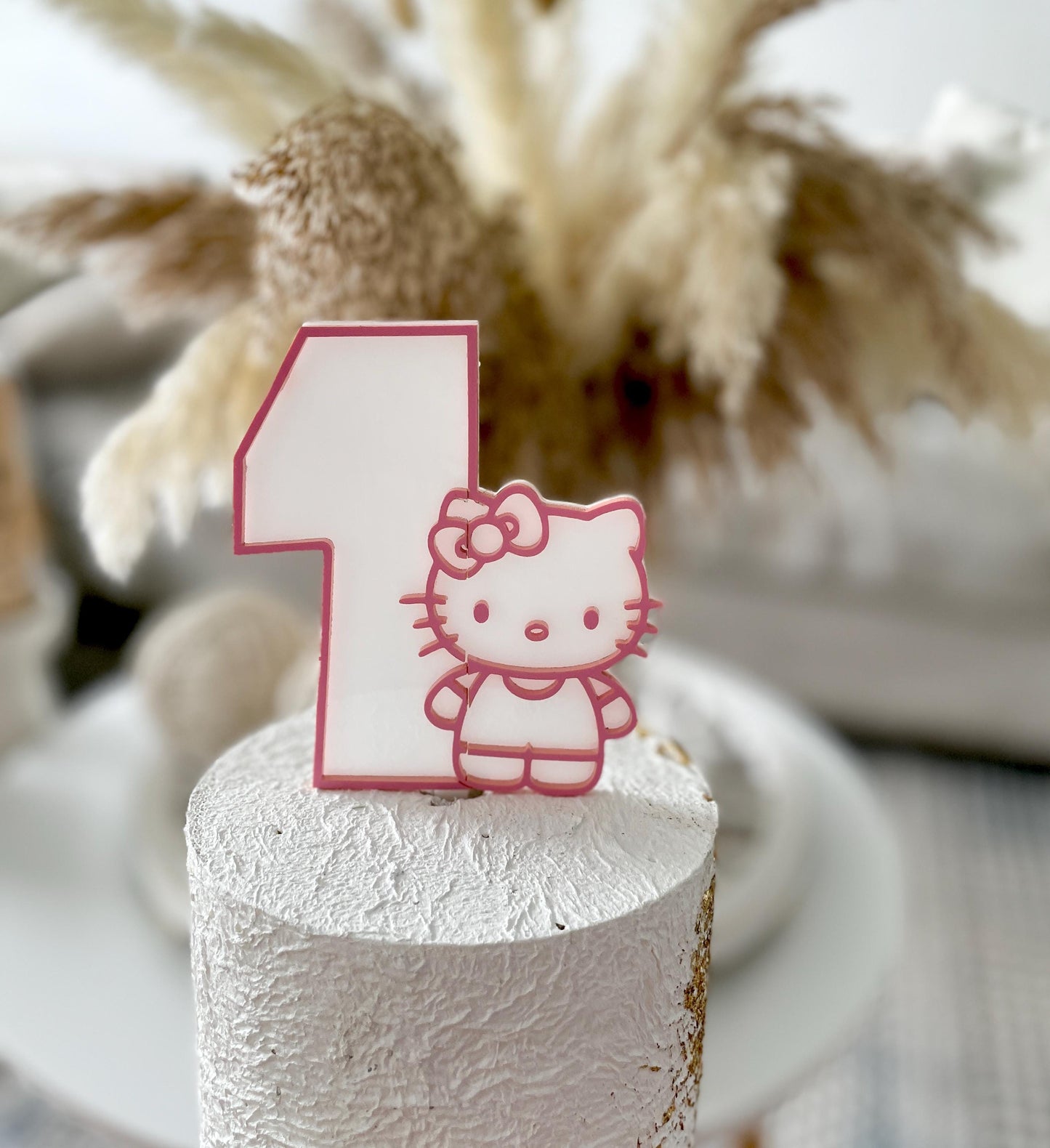 Hello Kitty cake topper